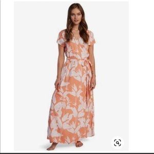 🔥⬇️NWT ROXY District Day Maxi Dress